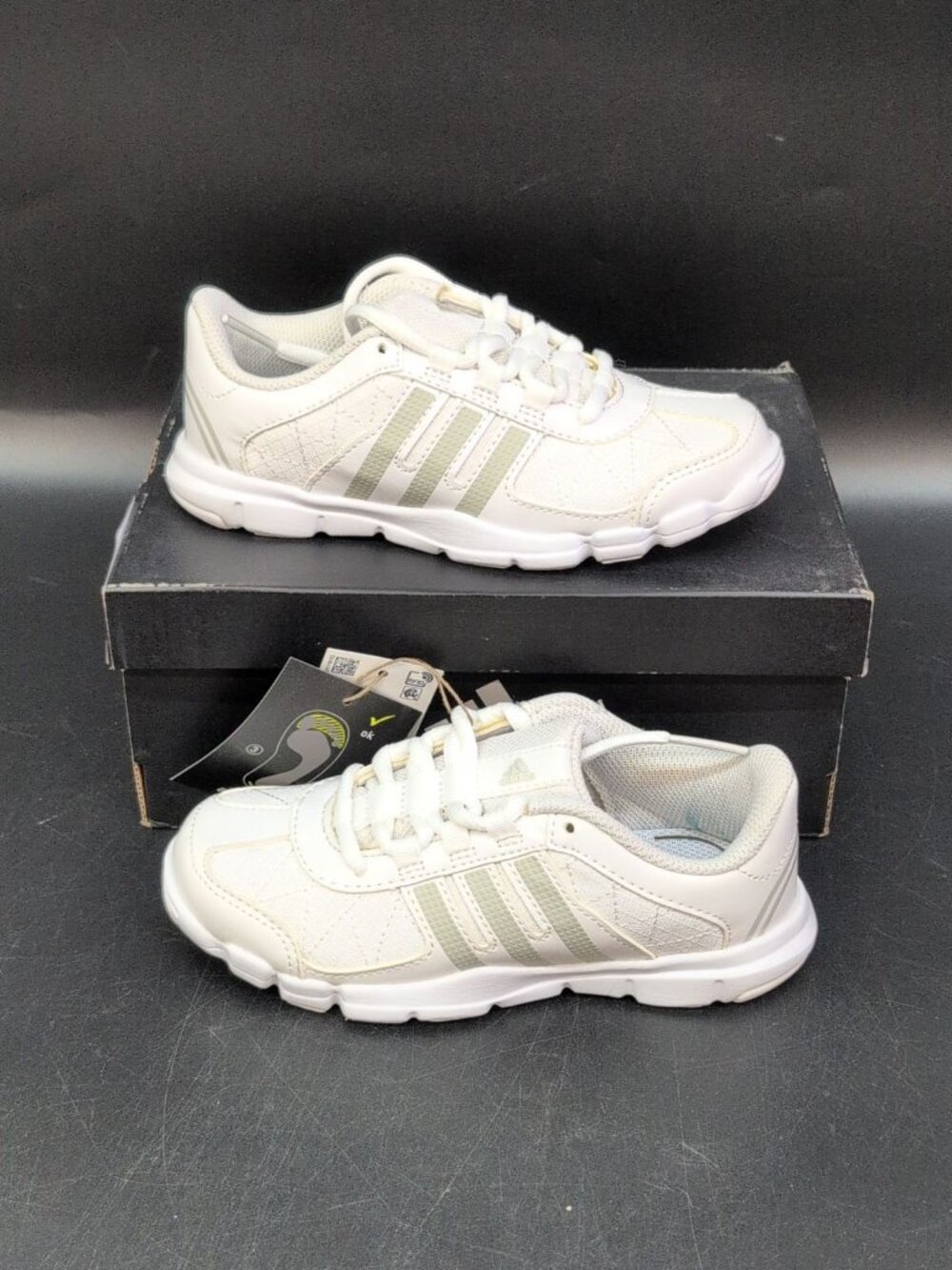 Adidas Triple Cheer C Sneakers Kids Ortholite Comfort Foam Shoes US 11 K White